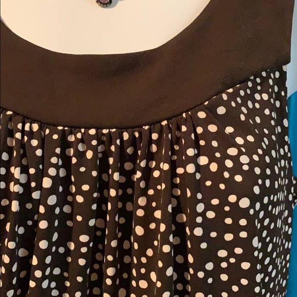 BCX Polka dot brown and white sleeveless top. - Picture 2 of 8